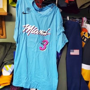 Nike Miami Heat Miami Vice Dwayne Wade Tshirt BV8773-422 Mens XL